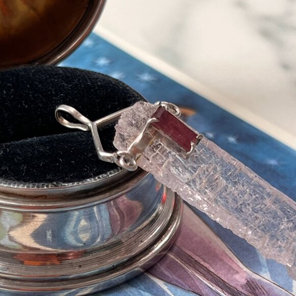 Mystical Quartz Pendant in Sterling Silver and Tourmaline Gemstone - Picture 3 of 8